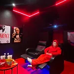 Cinema Et Jacuzzi Prive