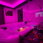 Cinema Et Jacuzzi Prive Melun
