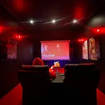 Cinema Et Jacuzzi Prive Semesterbostad *