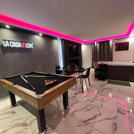 Cinema Et Jacuzzi Prive Semesterbostad