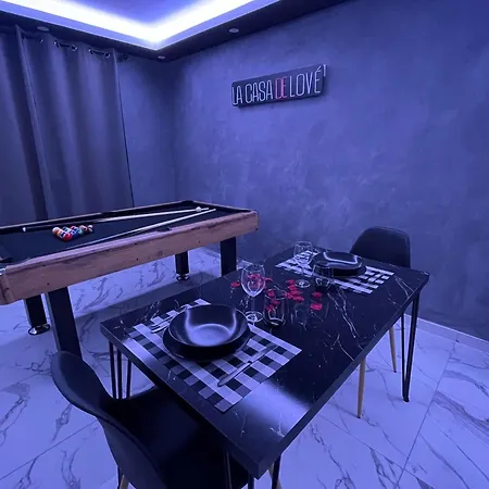 別荘 Cinema Et Jacuzzi Prive ムラン
